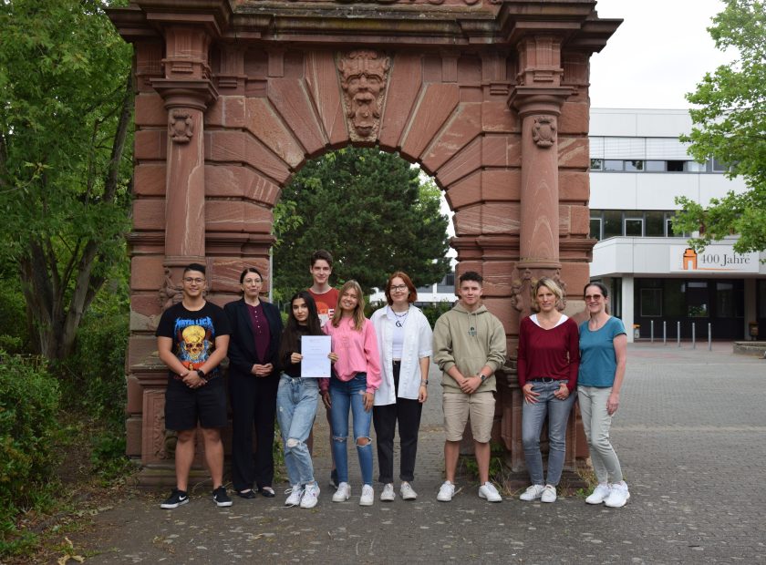 Schülerinnen und Schüler der Hohen Landesschule erfolgreich beim Bundeswettbewerb Mathematik